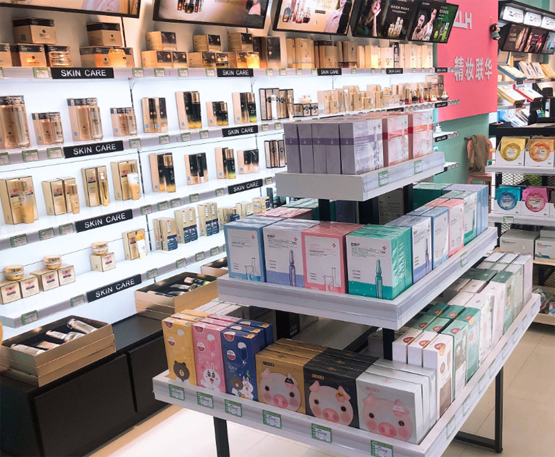 恒溫恒濕試驗(yàn)箱可應(yīng)用于化妝品行業(yè)試驗(yàn)測試